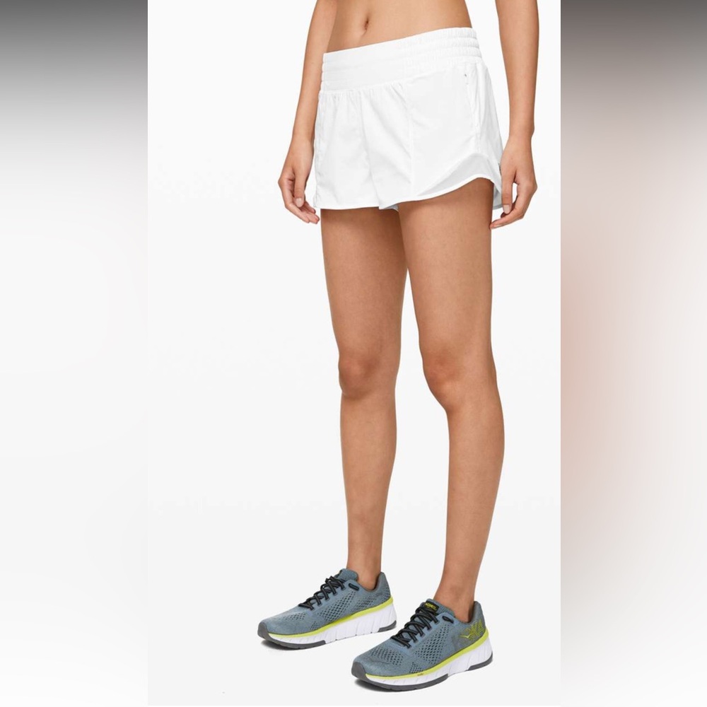 Lululemon Hotty Hot Short High-Rise 2.5" Grey/White Size 10